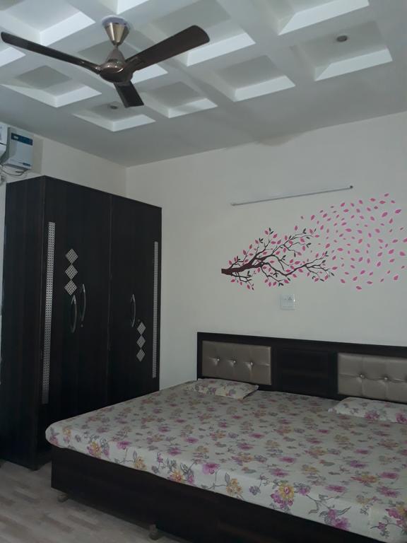 Nest Residency Фарідабад Екстер'єр фото