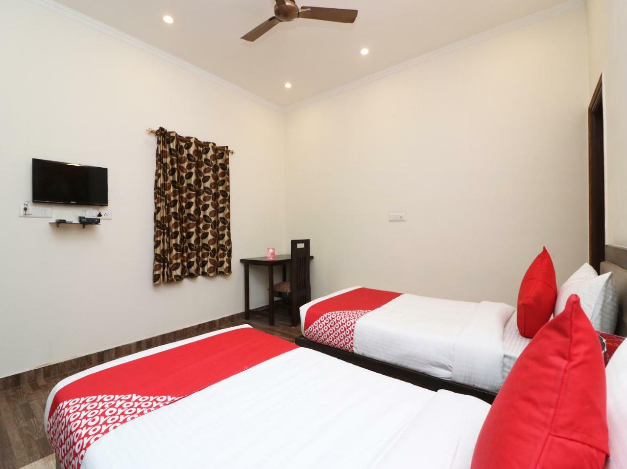 Nest Residency Фарідабад Екстер'єр фото
